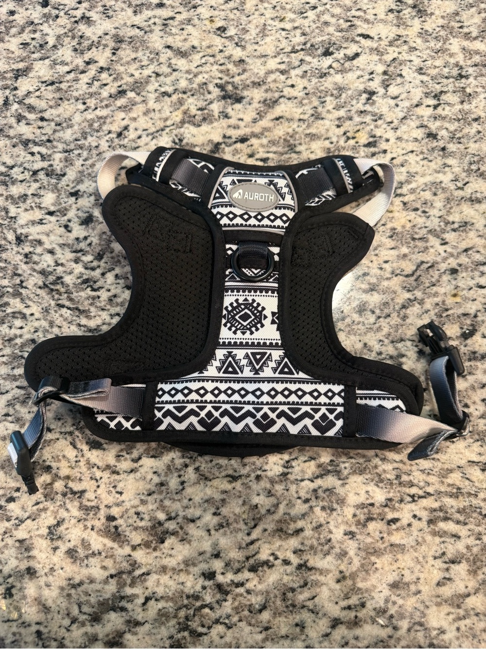 Auroth Black & White Aztec Reflective Dog Harness | Large